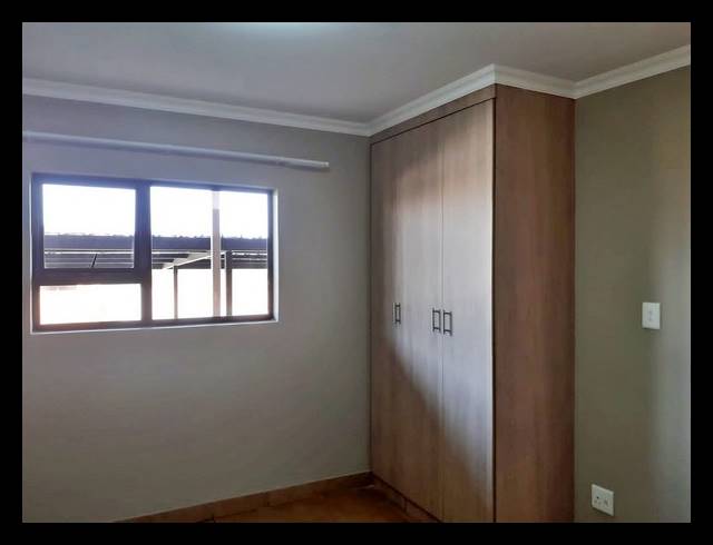 1 BEDROOM APARTMENT TO LET IN DOUGLAS VALLEY
